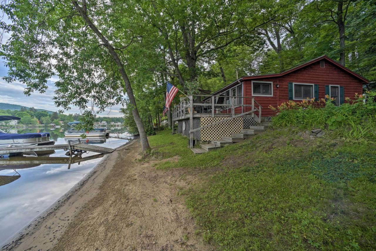 Riverfront Escape With Dock 19 Mi To Saratoga! Lake Luzerne Exterior foto