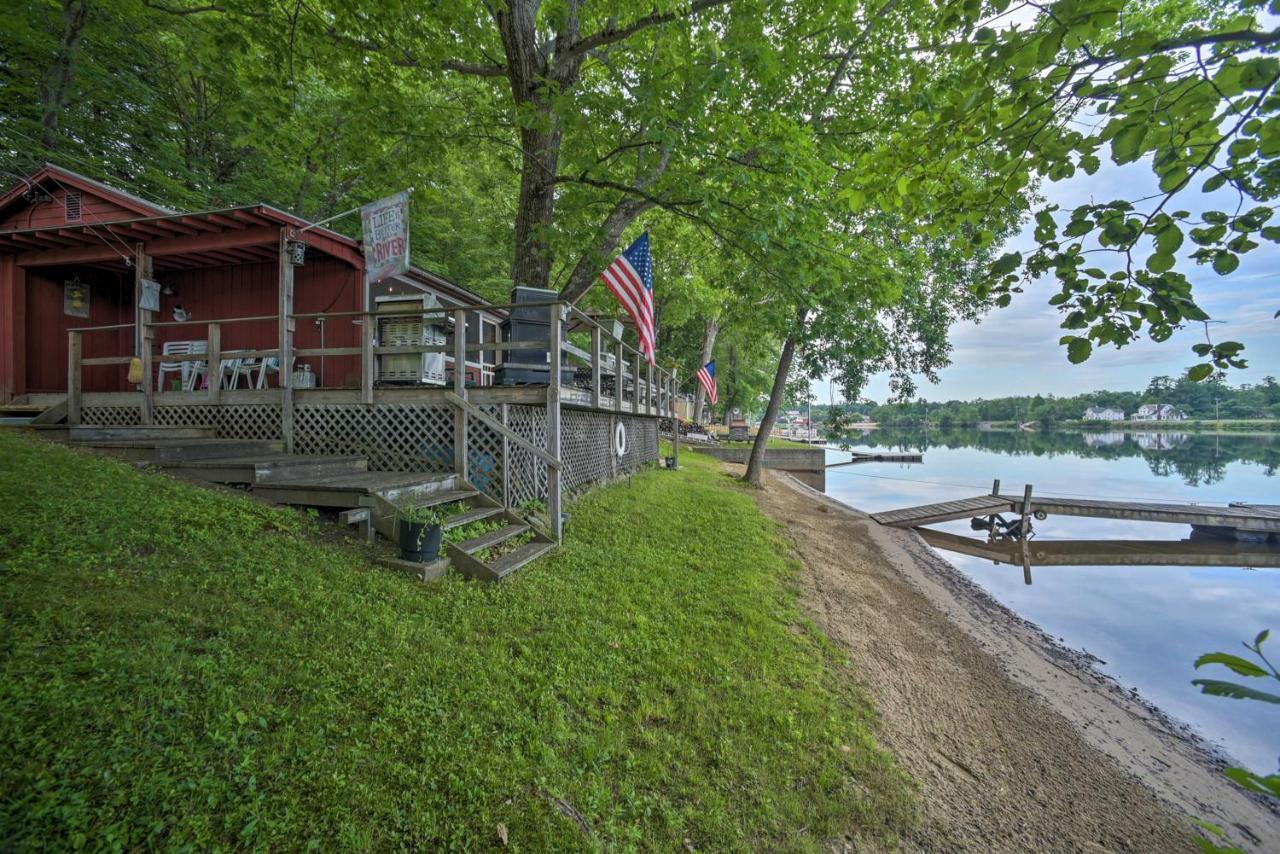 Riverfront Escape With Dock 19 Mi To Saratoga! Lake Luzerne Exterior foto